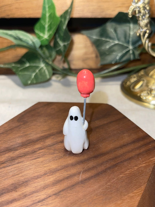 Ghost and Balloon