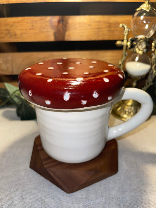 Mushroom Lidded Mug